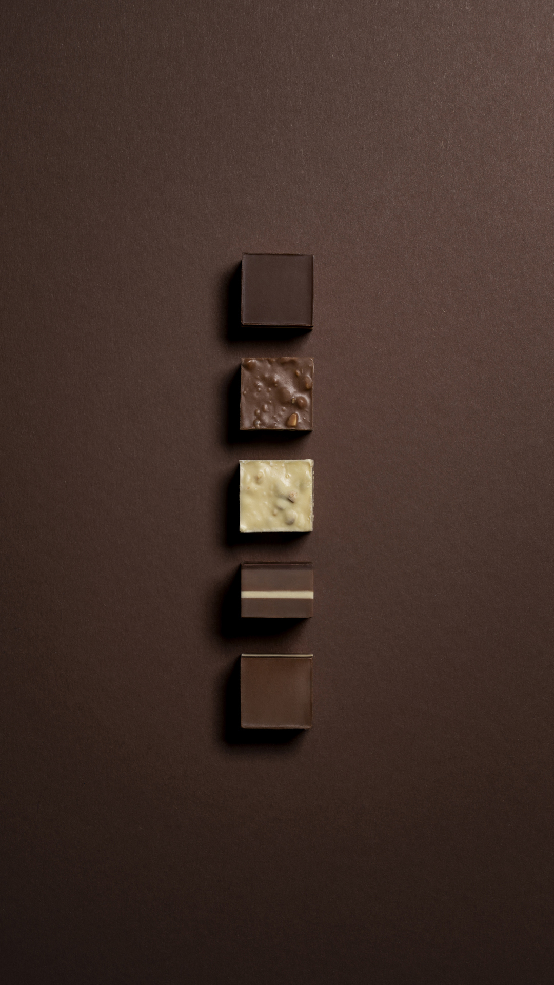 Pralinen-Schokolade-1-9x16-Studio-Werbefotografie
