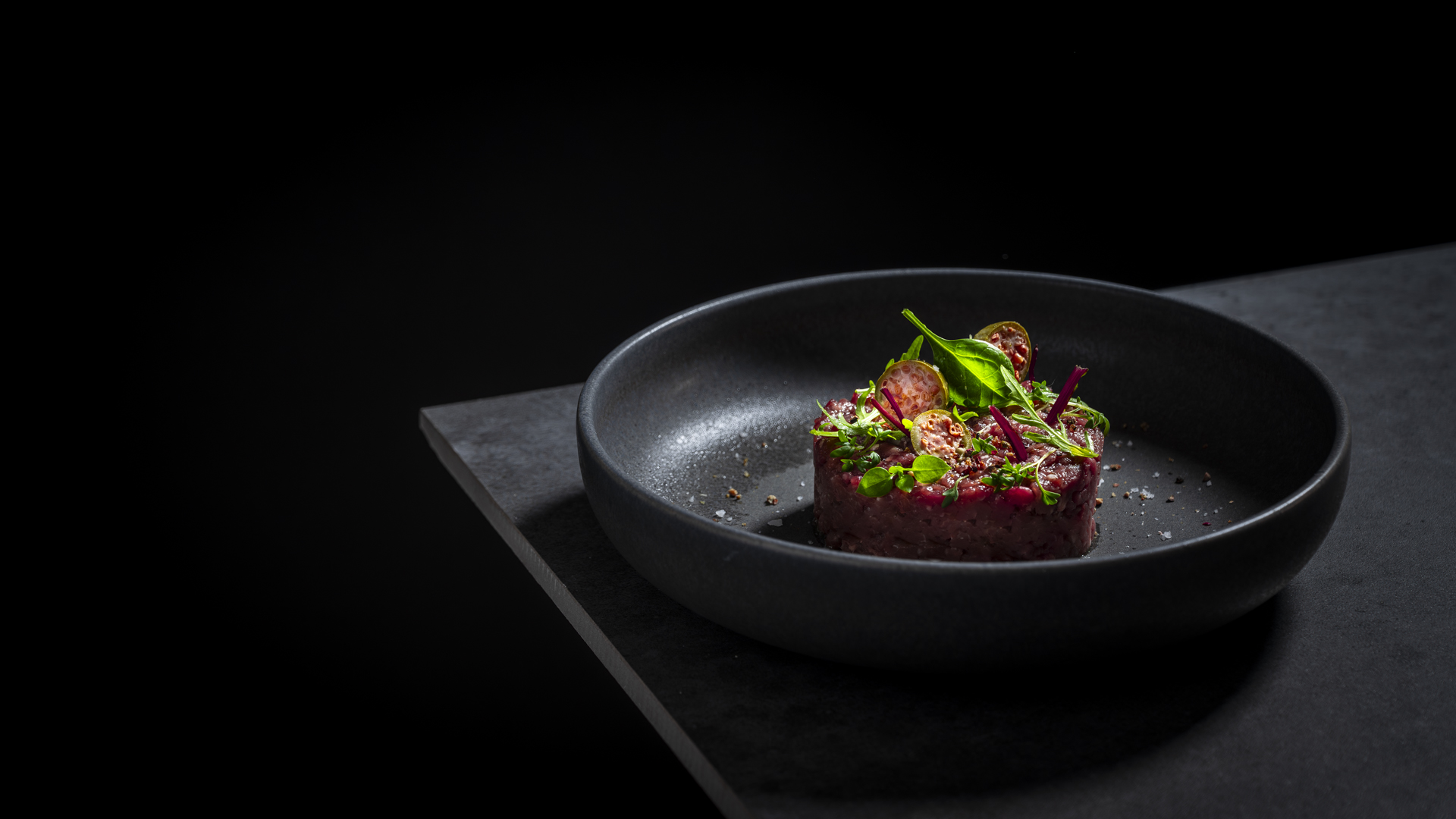 Beef-Tatar-Foodfotografie-Steph-Studio-Werbefotografie